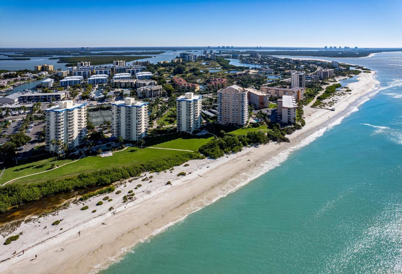 Updated Gulf Front Condo On The South End Of Fort Myers Beach! Condo ภายนอก รูปภาพ