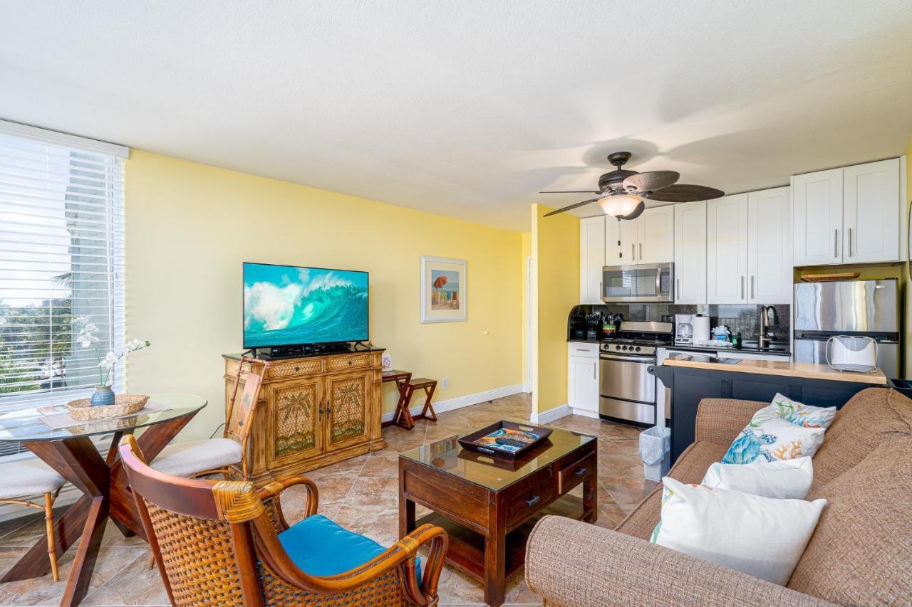 Updated Gulf Front Condo On The South End Of Fort Myers Beach! Condo ภายนอก รูปภาพ