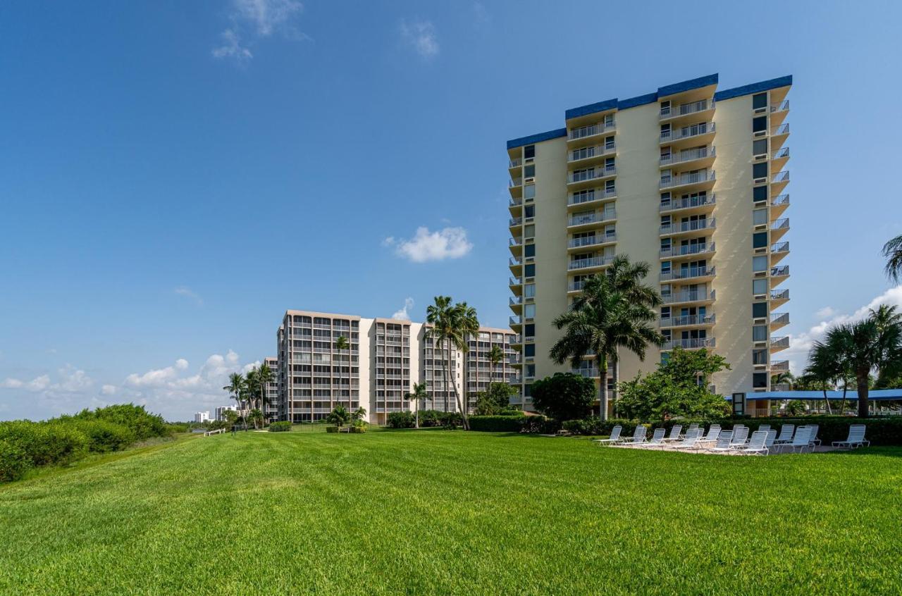 Updated Gulf Front Condo On The South End Of Fort Myers Beach! Condo ภายนอก รูปภาพ